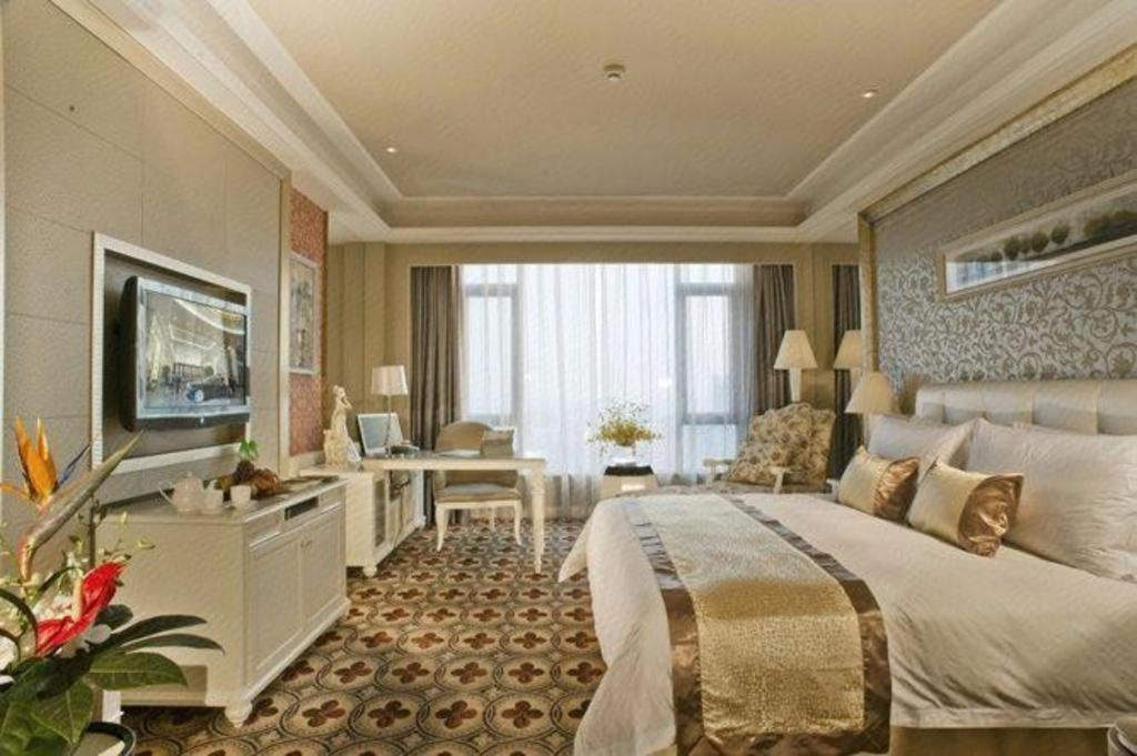 Eurasia International Hotel Ντονγκουάν Εξωτερικό φωτογραφία