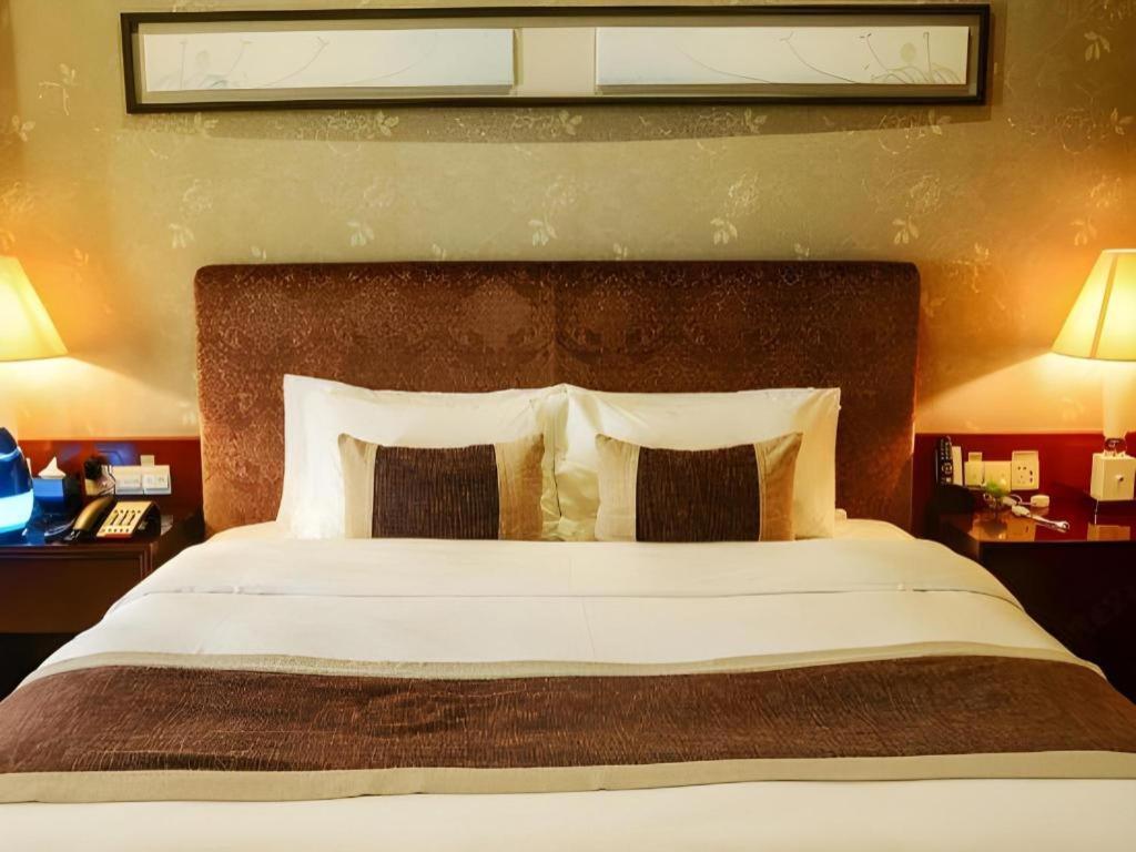 Eurasia International Hotel Ντονγκουάν Εξωτερικό φωτογραφία