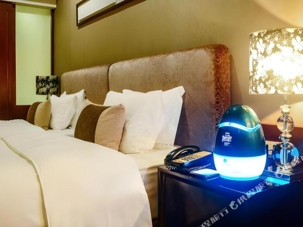 Eurasia International Hotel Ντονγκουάν Εξωτερικό φωτογραφία