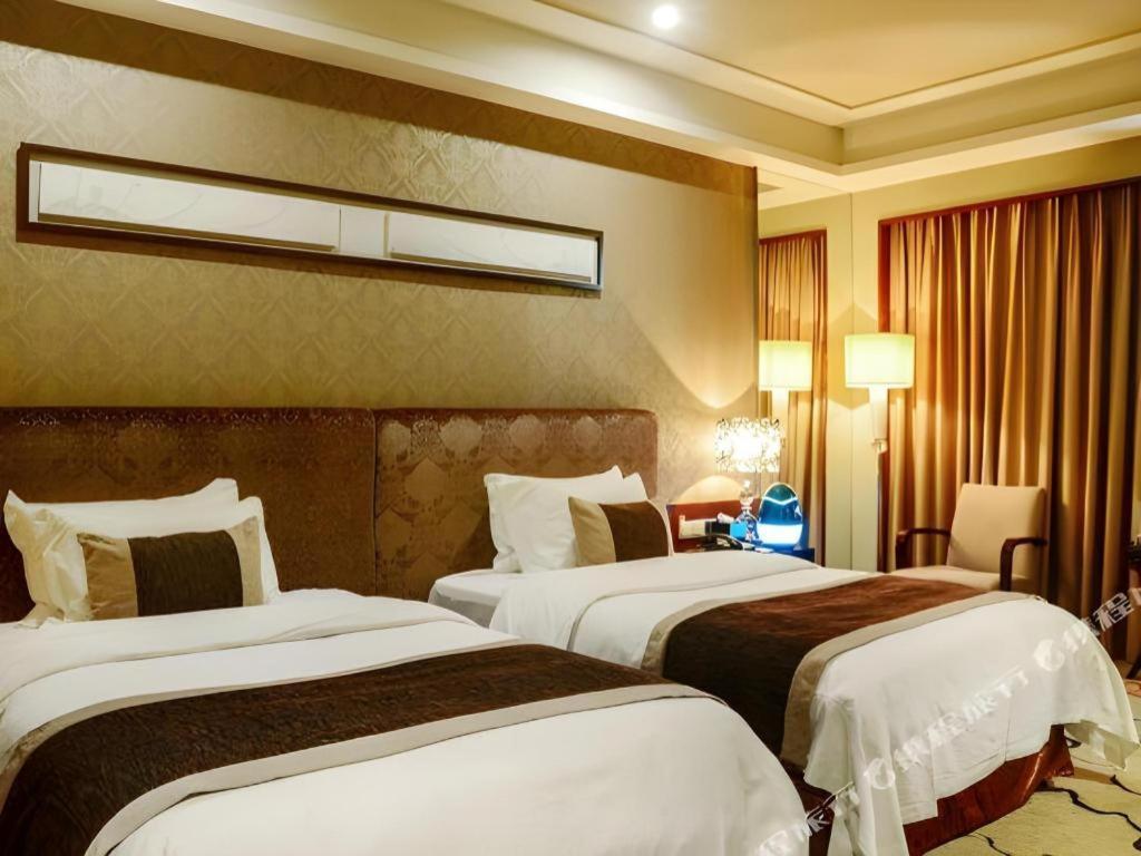 Eurasia International Hotel Ντονγκουάν Εξωτερικό φωτογραφία