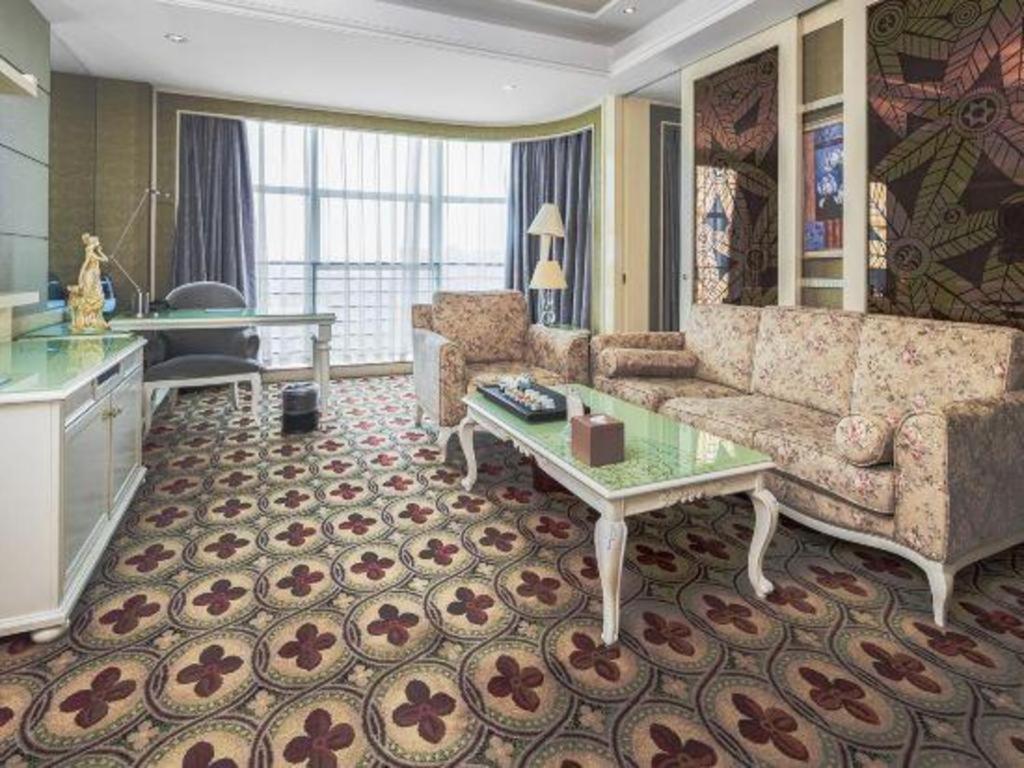 Eurasia International Hotel Ντονγκουάν Εξωτερικό φωτογραφία