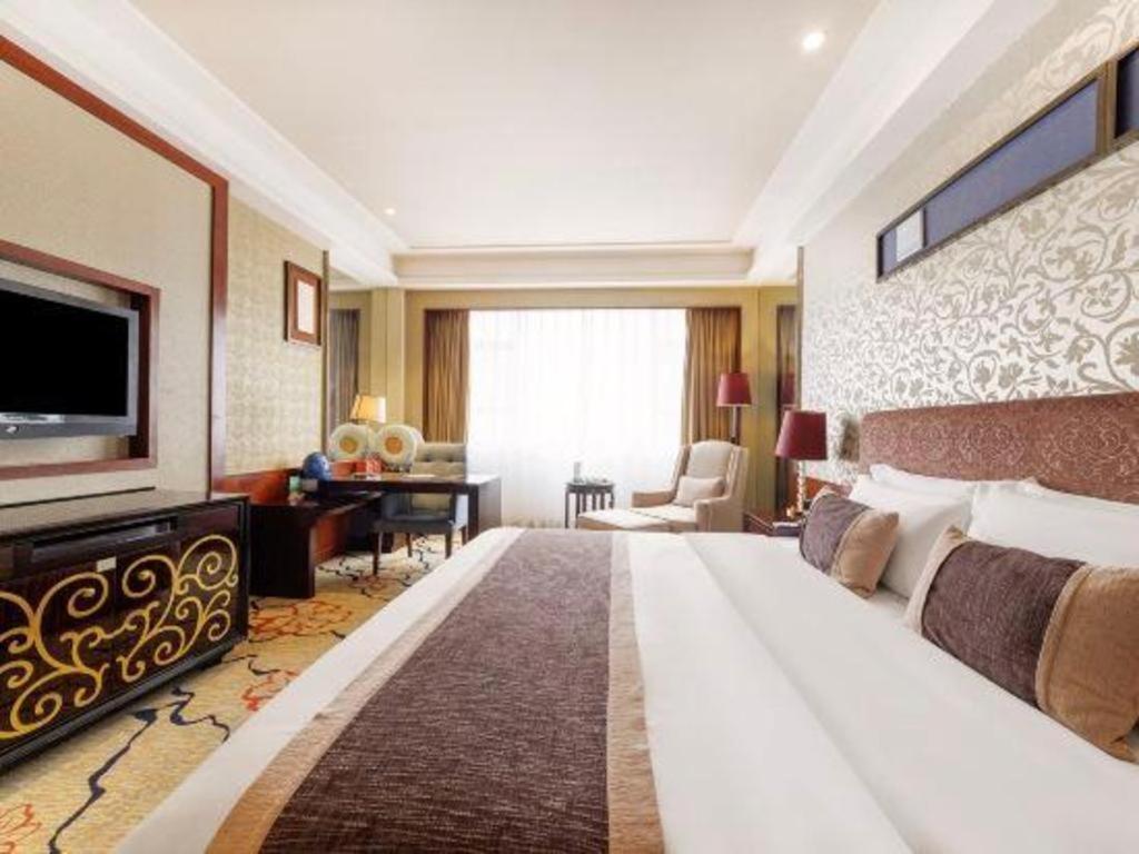 Eurasia International Hotel Ντονγκουάν Εξωτερικό φωτογραφία