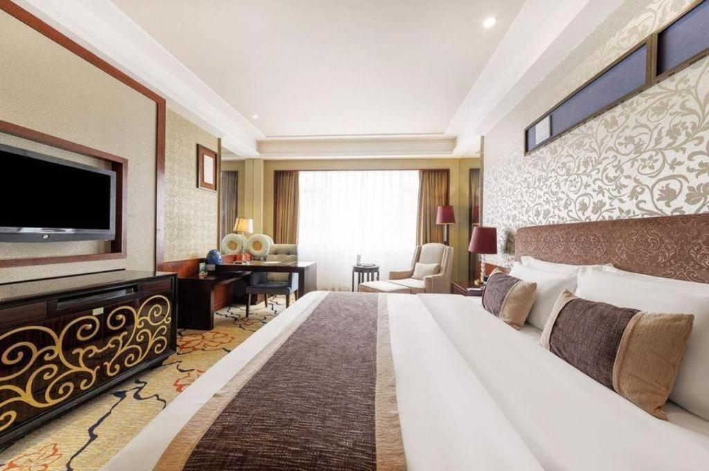 Eurasia International Hotel Ντονγκουάν Εξωτερικό φωτογραφία